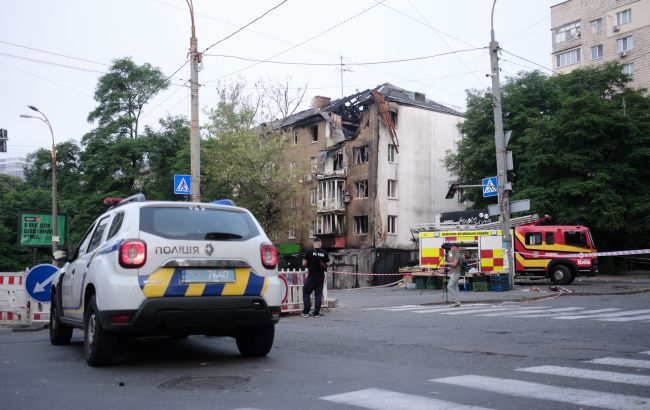 В Киеве во время обстрела погибла полицейская, - глава МВД