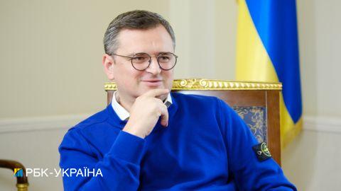 От реки туристов останется ручеек: Кулеба о запрете россиянам въезжать в ЕС