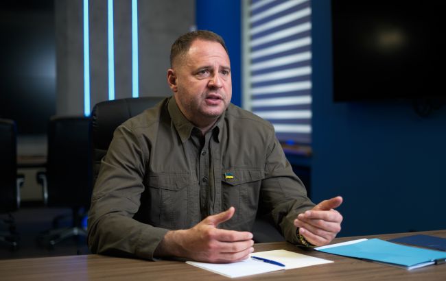 Єрмак розповів, коли запрацює угода зі США про корисні копалини