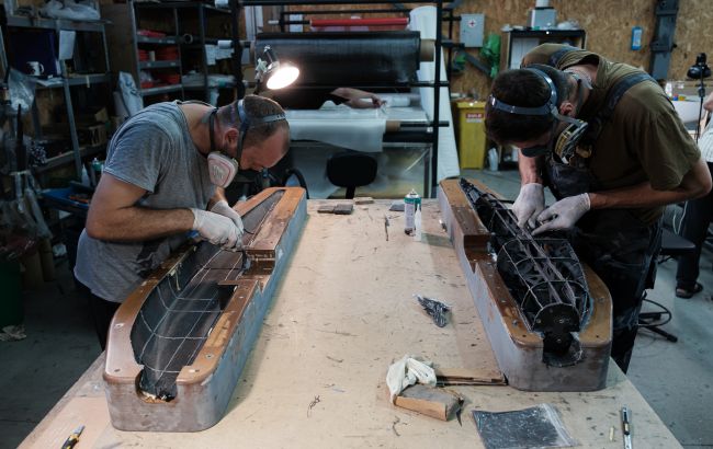 Зеленский одобрил освобождение от налогов импорта оптоволокна для дронов