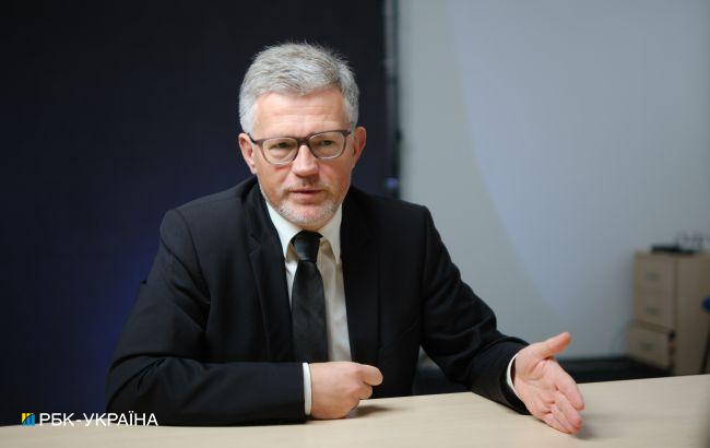 Экс-посол в Германии рассказал, сколько еще танков и бронетехники можно было бы передать Украине