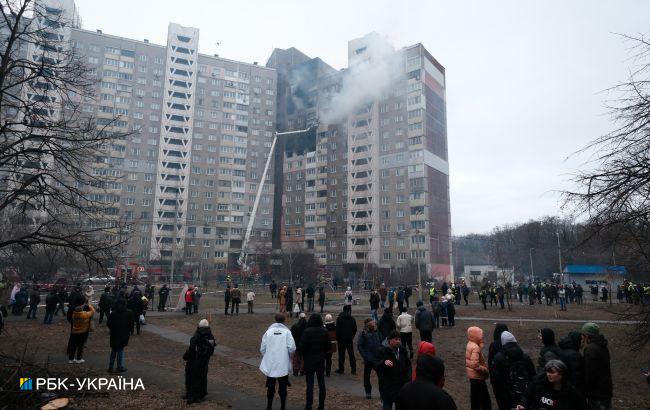 Пожежі в Києві, "прильоти" в Миколаєві та Дрогобичі: головне про наслідки масованої атаки