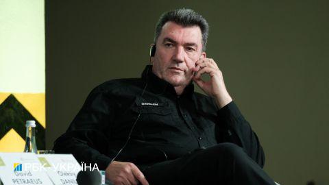 Інші - це туристи. Данілов назвав єдиних представників України у світі