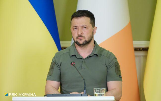 Зеленський про нічну атаку: Україна захищається на максимумі наявних сил