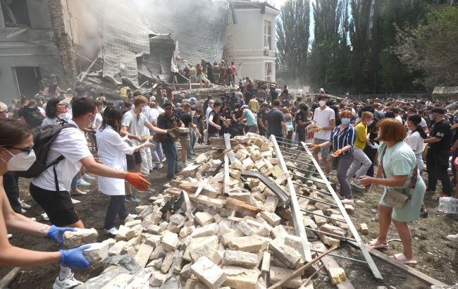 ФК "Динамо" восстановит одно из отделений "Охматдета"