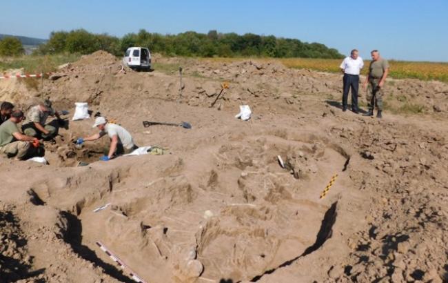 В Тернопільській області знайшли поховання Українських січових стрільців (фото)