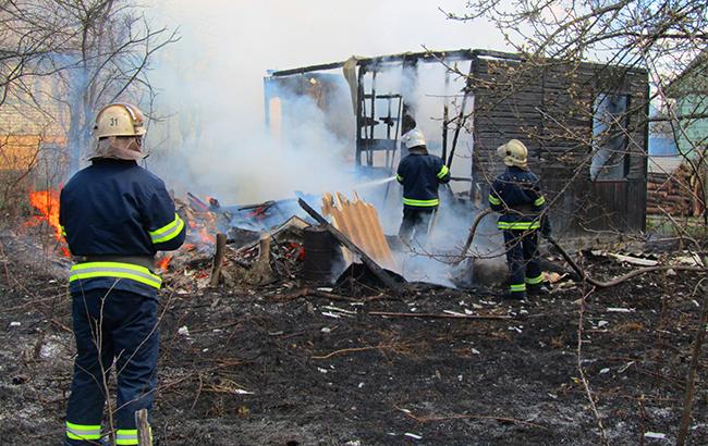 У Дарницькому районі Києва сталася пожежа на ринку