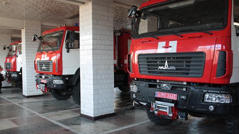 В Киеве загорелся жилой дом, есть погибшие