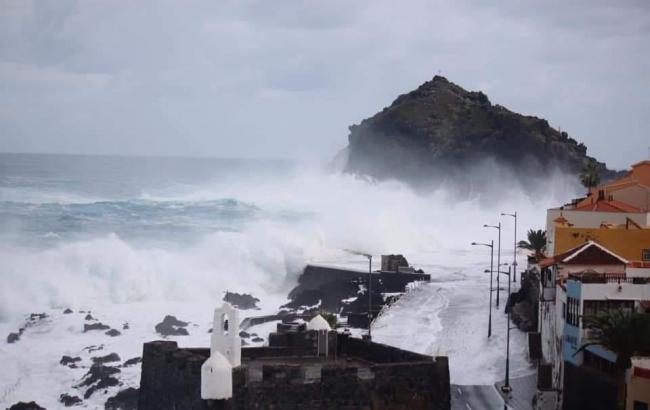 У Іспанії через зливи оголосили найвищий рівень небезпеки