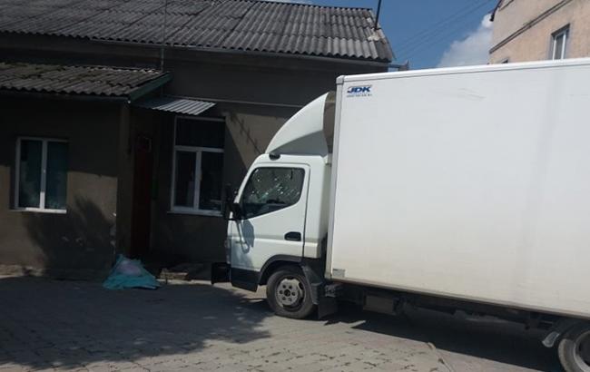 В Тернопольской области грузовик на тротуаре насмерть сбил ребенка