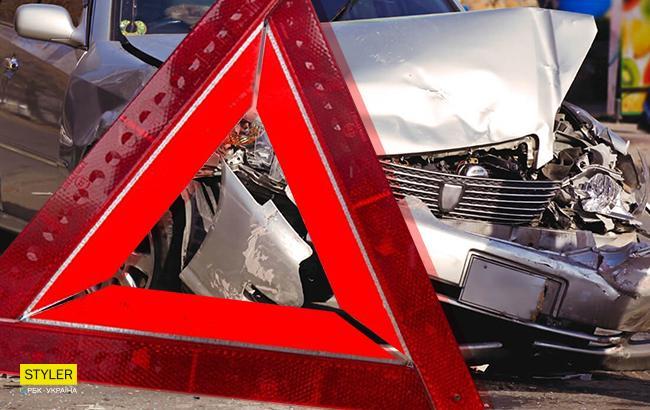 "Я не встиг загальмувати": у Києві авто збило дівчинку (відео)