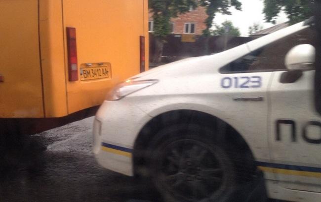 У Сумах поліцейські на авто врізалося в маршрутку