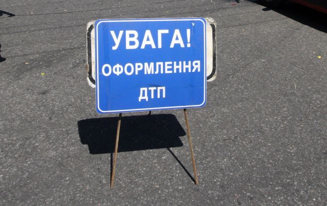 В ДТП в Житомирской области 1 человек погиб, 2 травмированы