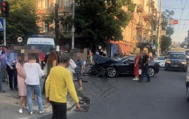ДТП в центрі Києва: кількість постраждалих збільшилася