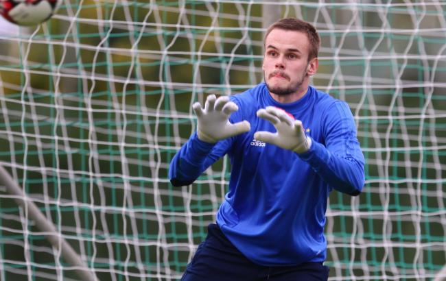 "Динамо" отдало вратаря Коваля в аренду "Депортиво"