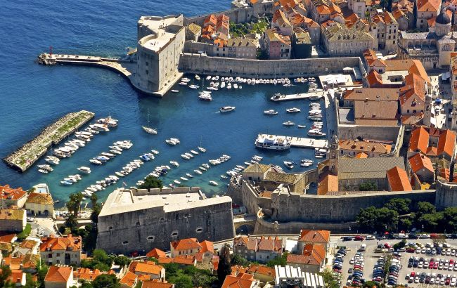 "Много туров уже распродано": сколько стоит отдых с началом пляжного сезона в Хорватии
