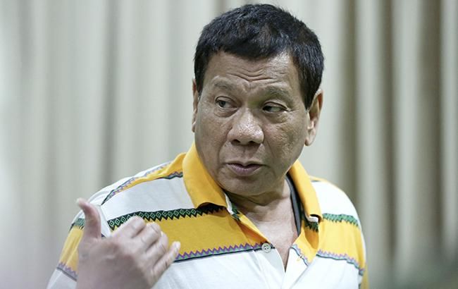 Президент Філіппін публічно пообіцяв стратити сина за зв'язок з наркоторговцями