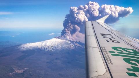 В Италии началось извержение вулкана Этна