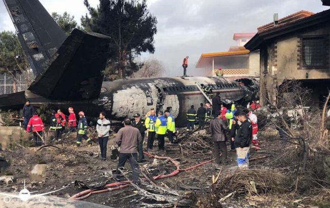 При катастрофі Boeing в Ірані загинули не менше 7 осіб