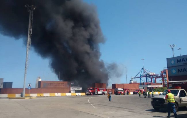 У Венесуелі в порту стався вибух