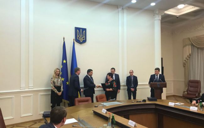 Кабмін передав землі сільгосппризначення першим семи ОТГ