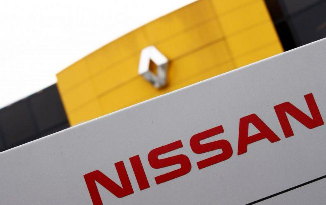 Франция требует от Японии объединить Nissan и Renault