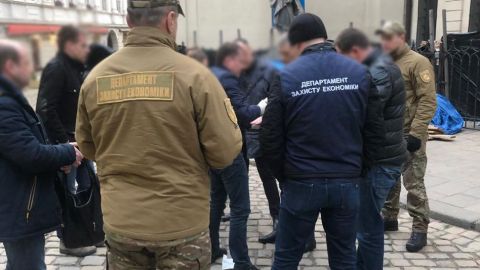 Правоохранители проводят обыски во Львовской мэрии