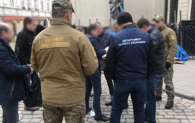 Правоохоронці проводять обшуки у Львівській мерії