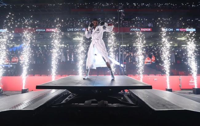 Промоутер Джошуа почав переговори про організацію об'єднавчого бою