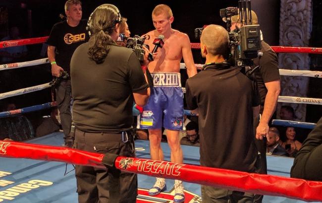 Непереможний український боксер всьоме поспіль завершив бій нокаутом