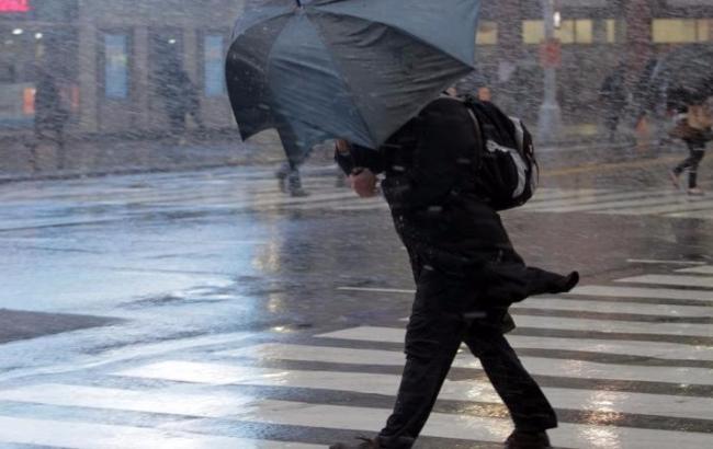 По Киеву и области объявлено штормовое предупреждение