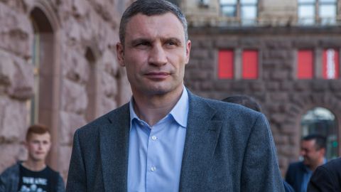 Кличко требует приостановить строительство в Протасовом Яру