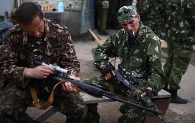 Боевики проводят срочную принудительную мобилизацию в Донецкой области, - СНБО