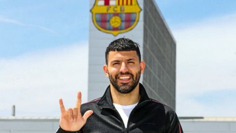 "Барселона" оголосила про підписання Серхіо Агуеро