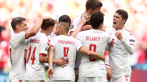 Данія першою вийшла до чвертьфіналу Євро, розгромивши Уельс