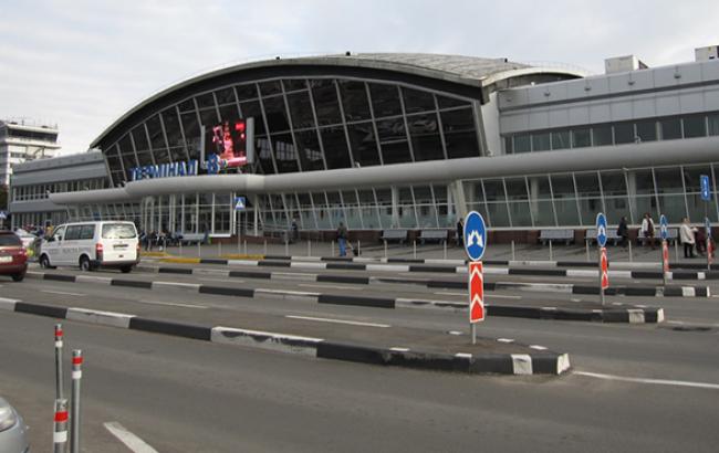 Пассажиропоток аэропорта "Борисполь" за 11 месяцев сократился на 13% - до 6,4 млн человек