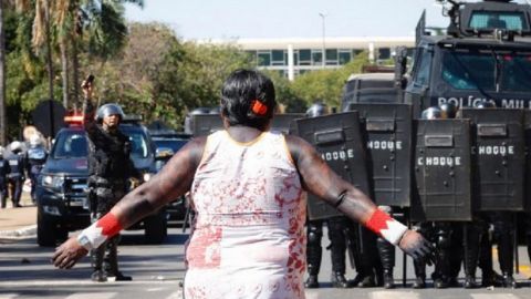 У Бразилії поліція розігнала протести сльозогінним газом: у натовпі були діти й люди похилого віку