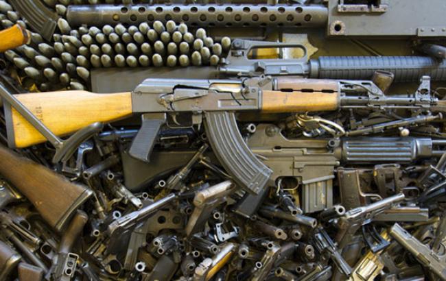 У Лисичанську міліція виявила схованку банди бойовиків "Привид"