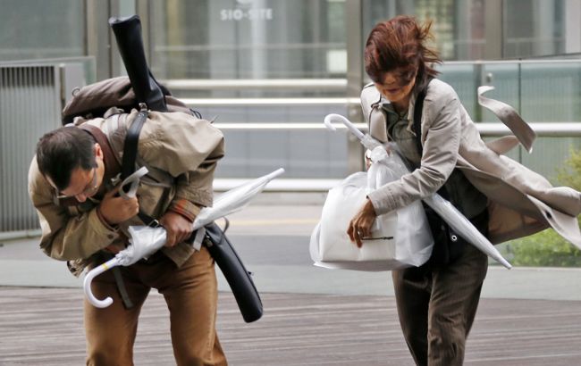 В Японии из-за тайфуна "Миндуль" отменили сотни авиарейсов