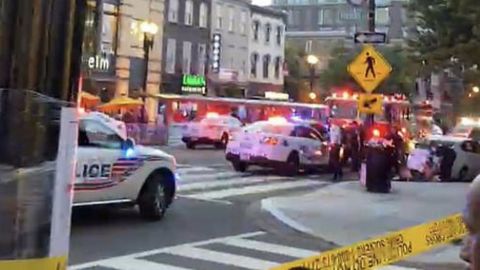 Недалеко от Белого дома в США мужчина открыл огонь: люди бросились в укрытие