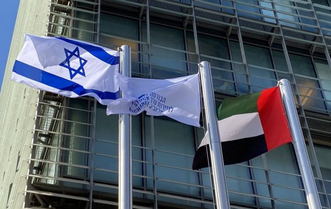 ОАЕ першими з країн Перської затоки відкрили посольство в Ізраїлі