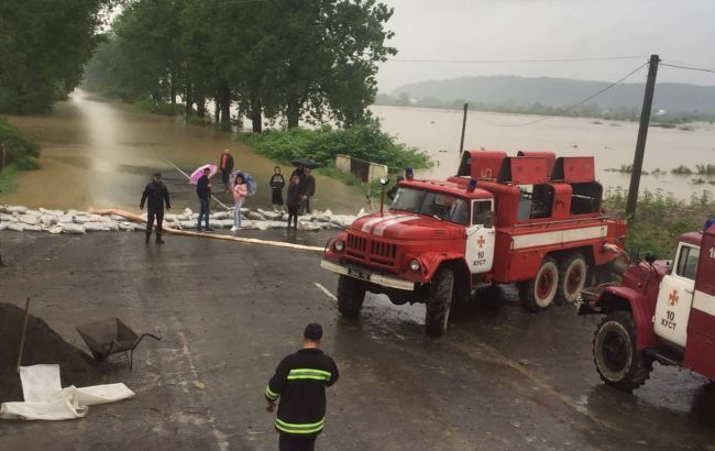 На Закарпатье подсчитали убытки от паводка