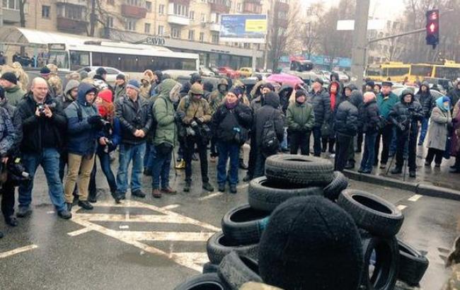 Бойцы "Айдара" разблокировали Воздухофлотский проспект в Киеве и пообещали собраться 2 февраля