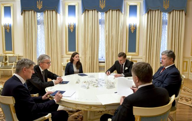 Порошенко закликав СКУ підтримати процес звільнення політв'язнів