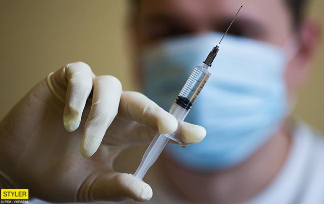 Украинцам рассказали, что нужно делать, если в поликлиниках нет вакцин