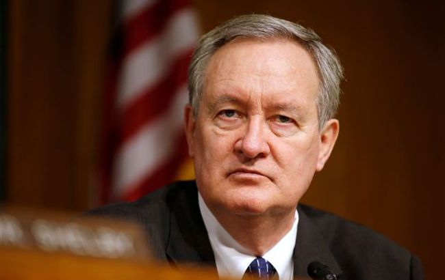 Четыре сенатора и два конгрессмена США прибыли в Киев