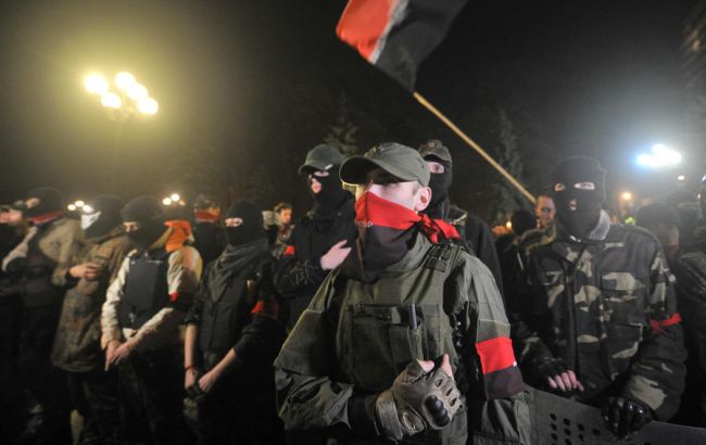 "Правый сектор" анонсировал акции протеста в Краматорске, Мариуполе и Запорожье