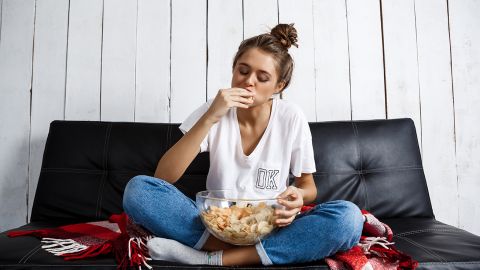 Ці продукти підсилюють відчуття голоду: можливі переїдання і проблеми зі здоров'ям