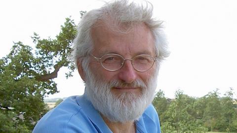 Помер вчений, який отримав Нобелівську премію за розшифровку генома людини