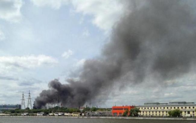 У Москві горить територія колишнього заводу їм. Лихачова